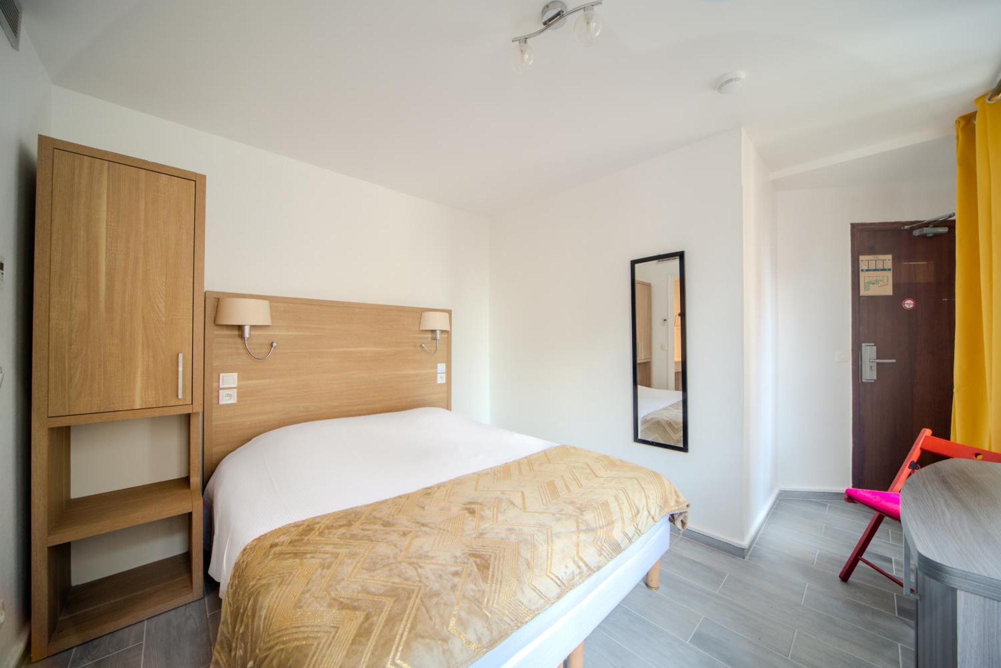Casa Serena Paris Hotel Екстер'єр фото
