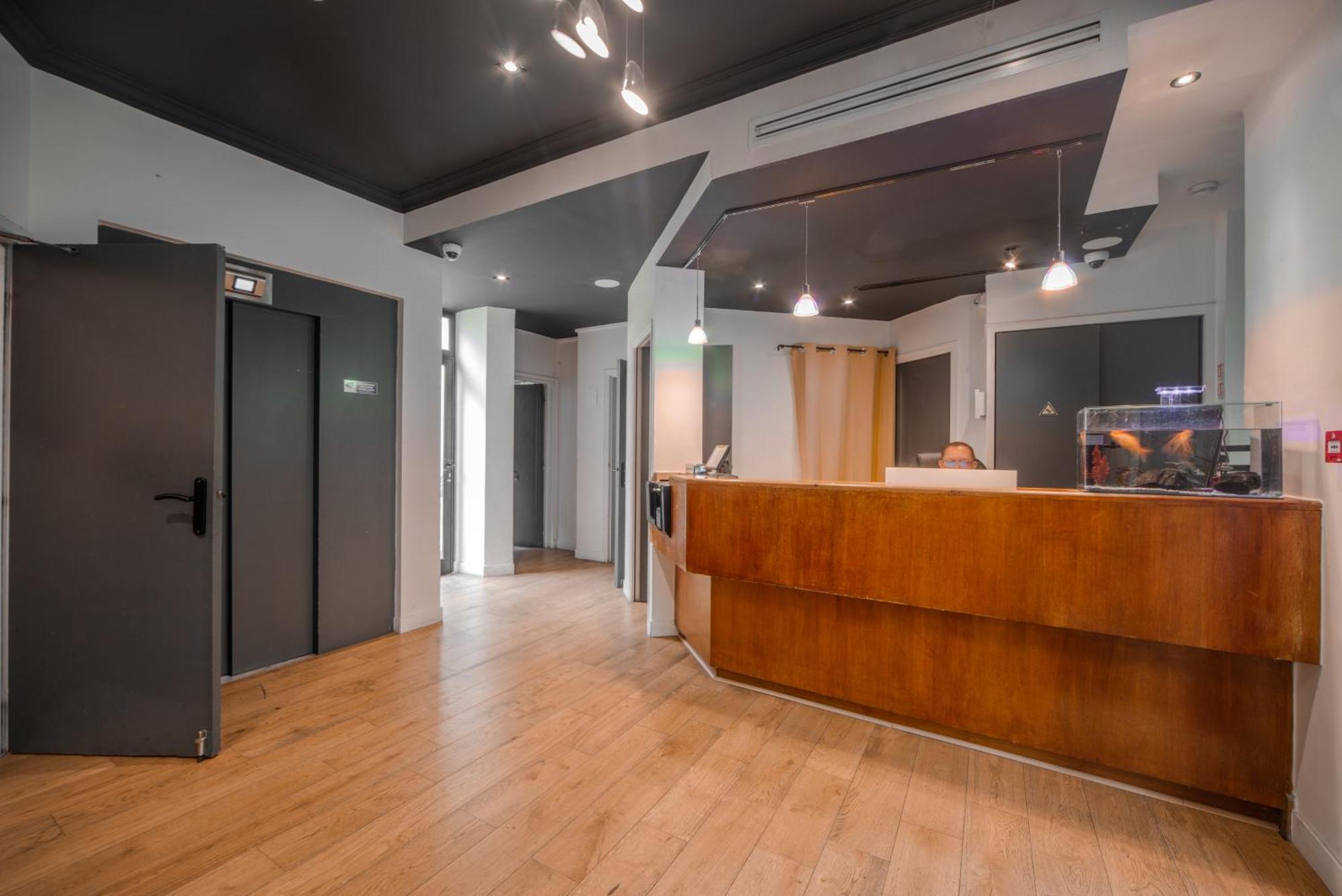 Casa Serena Paris Hotel Екстер'єр фото