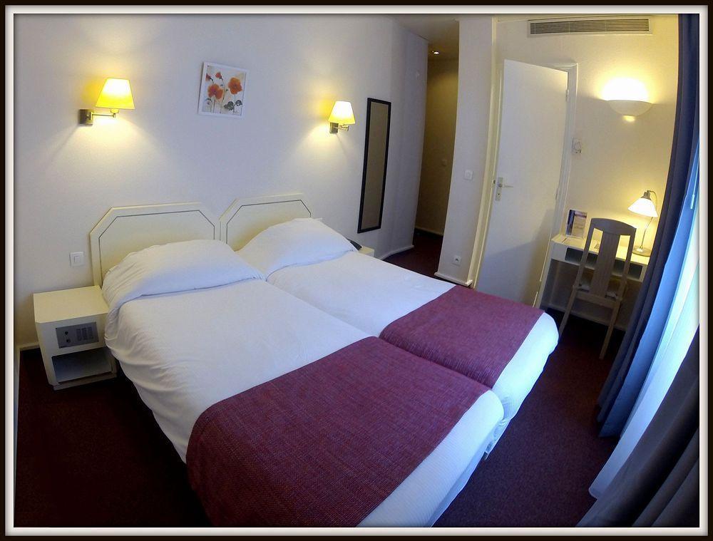 Casa Serena Paris Hotel Екстер'єр фото